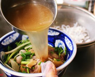 Mẹo nấu phở vừa nhanh vừa ngon lại chuẩn vị